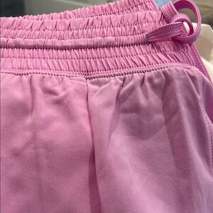 Abercrombie and fitch YPB SHORTS
Size med. NWT